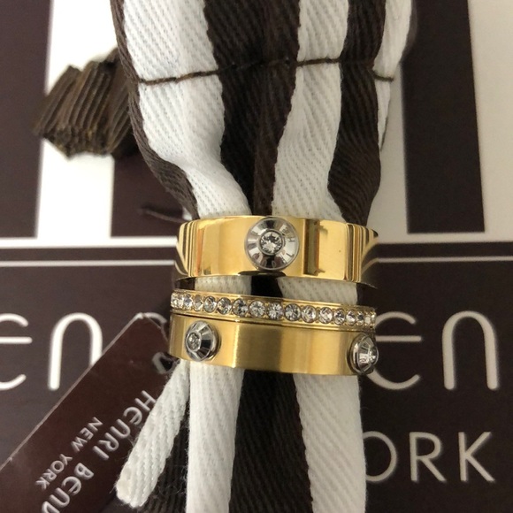 henri bendel Jewelry - Henri Bendel trio crystal ring set